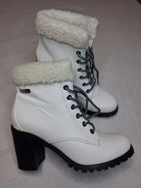 bebe White Faux-Shearling Lace-Up Chunky Heel Booties